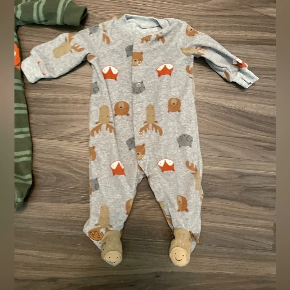 Carter's Green and Gray Animal Print Fleece Footies size 0-3M